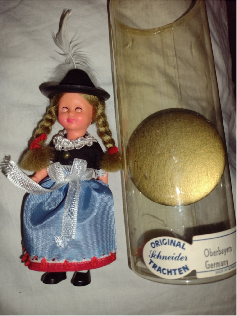 German souvenir doll * Original Schneider Trachten Doll